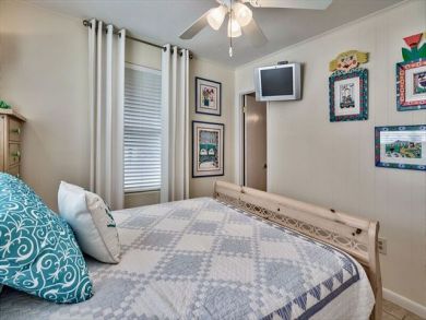 Bedroom 2 with Queen Bed